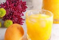 Simple Refreshing Mango Agua Fresca
