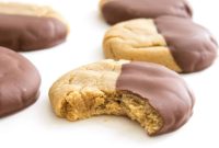 Melt-in-Your-Mouth Soft and Thick Peanut Butter Cookies