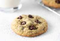Gooey Chocolate Chip Oatmeal Chews
