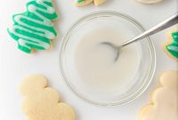 Quick and Easy Sugar Cookie Glaze