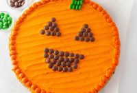 Spooktacular Easy Pumpkin Cookie Cake