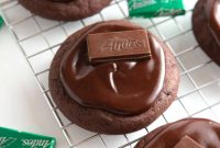 Mouthwatering Fudgy Andes Mint Cookies
