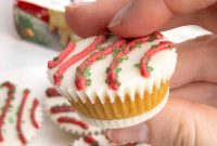 Festive Cakelet Cups