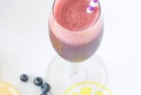 Zesty Blueberry Moscato Spritzers