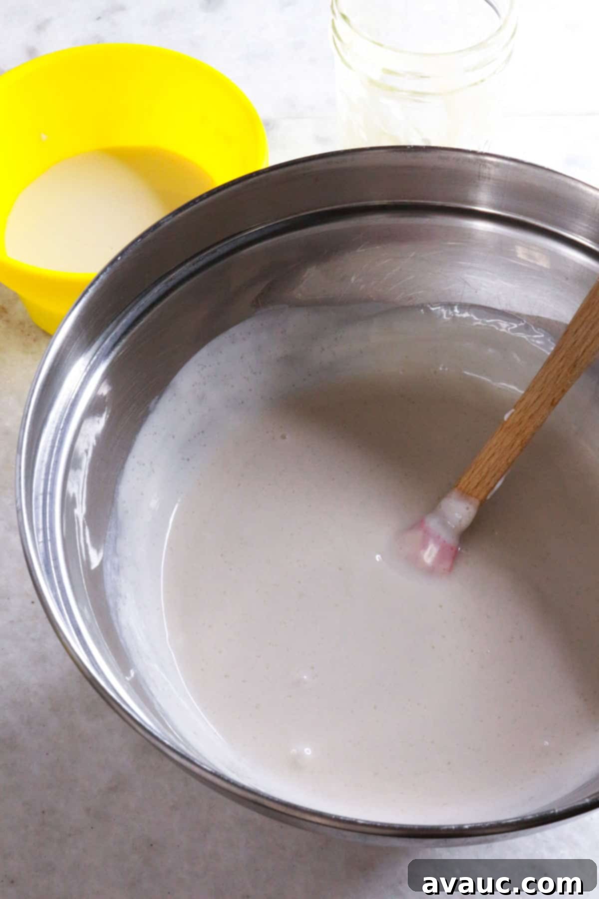 Vegan Strawberry Dream 4 Mixing dairy-free cream for fresas con crema