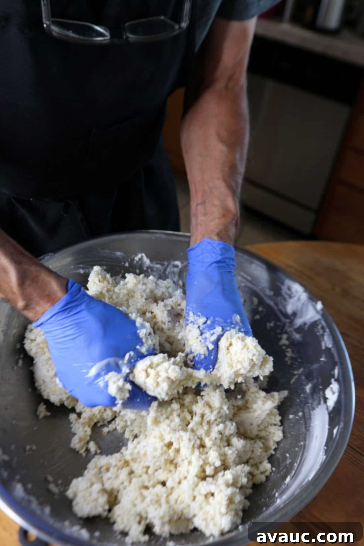 Kneading masa