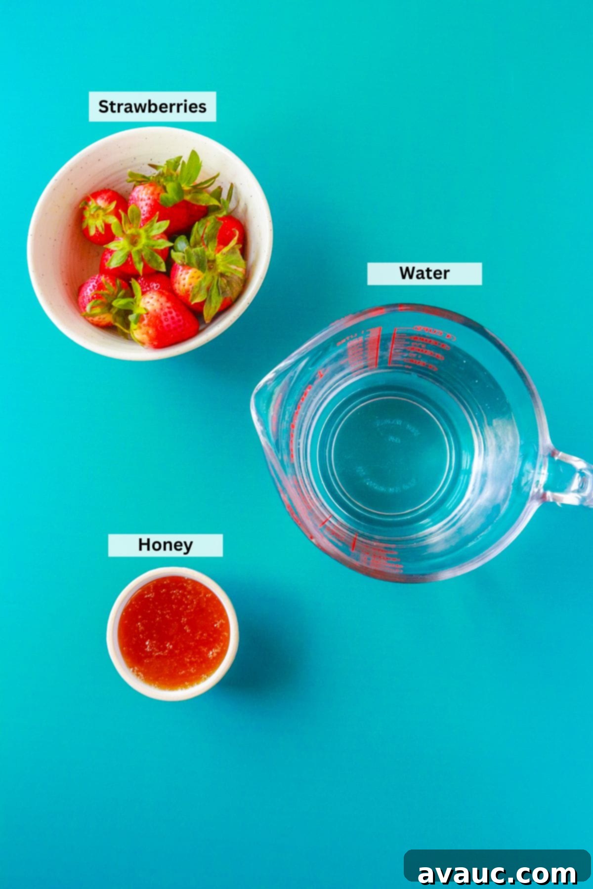 Fresh Strawberry Breeze 3 Agua de fresa ingredients: fresh strawberries, water, honey