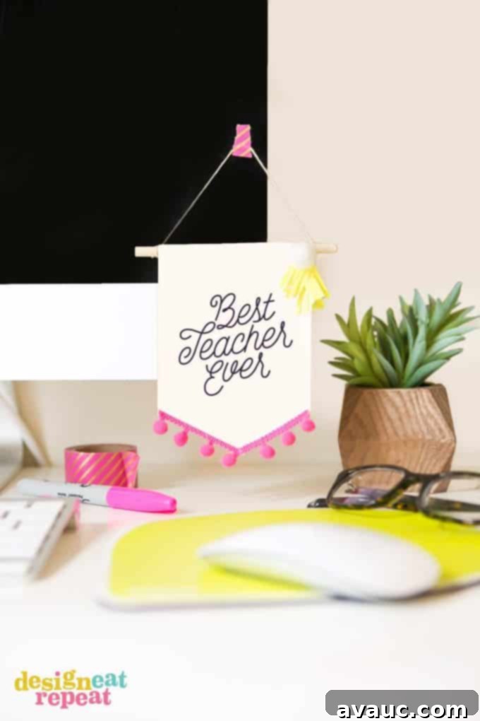 Clever Back to School Teacher Gifts Under Ten Bucks 5 Teacher gift card banner made with multiple printable gift card holders strung together.