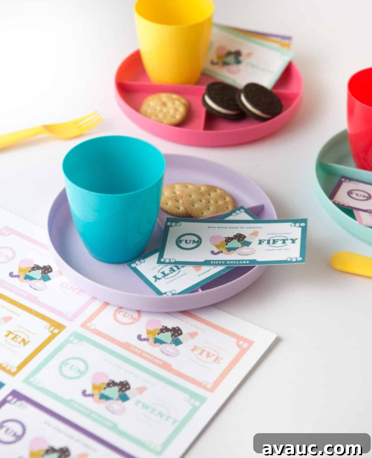 Play restaurant with dessert themed free printable play money for kids, $1, $5, $10, $20, $50, $100