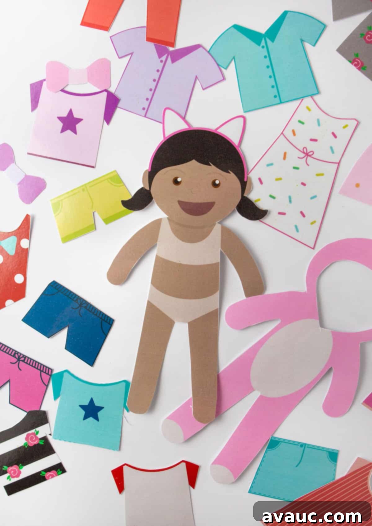 Mix and Match Printable Paper Dolls, Clothes, and Accessories