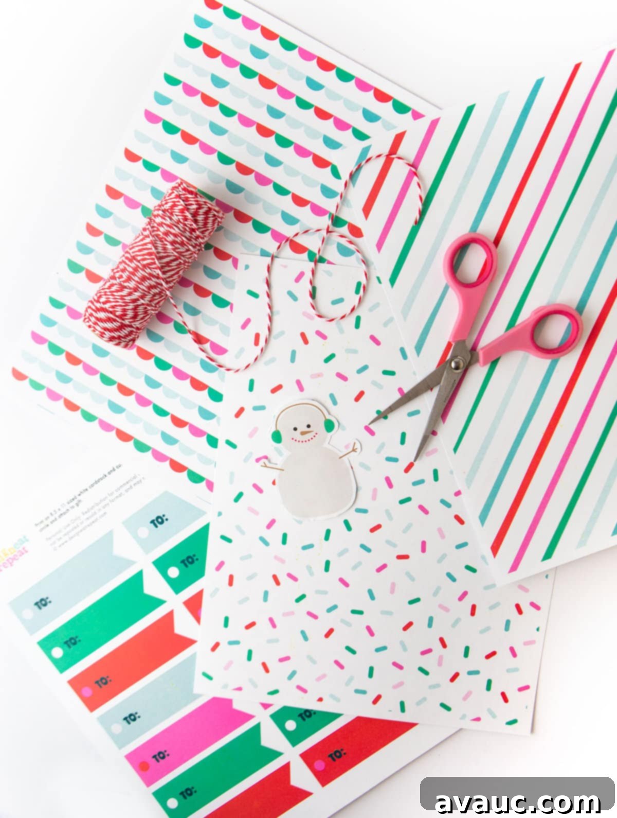 Instant Holiday Gift Wrap Prints 4 Instructions for taping together multiple sheets of printable wrapping paper for larger gifts.