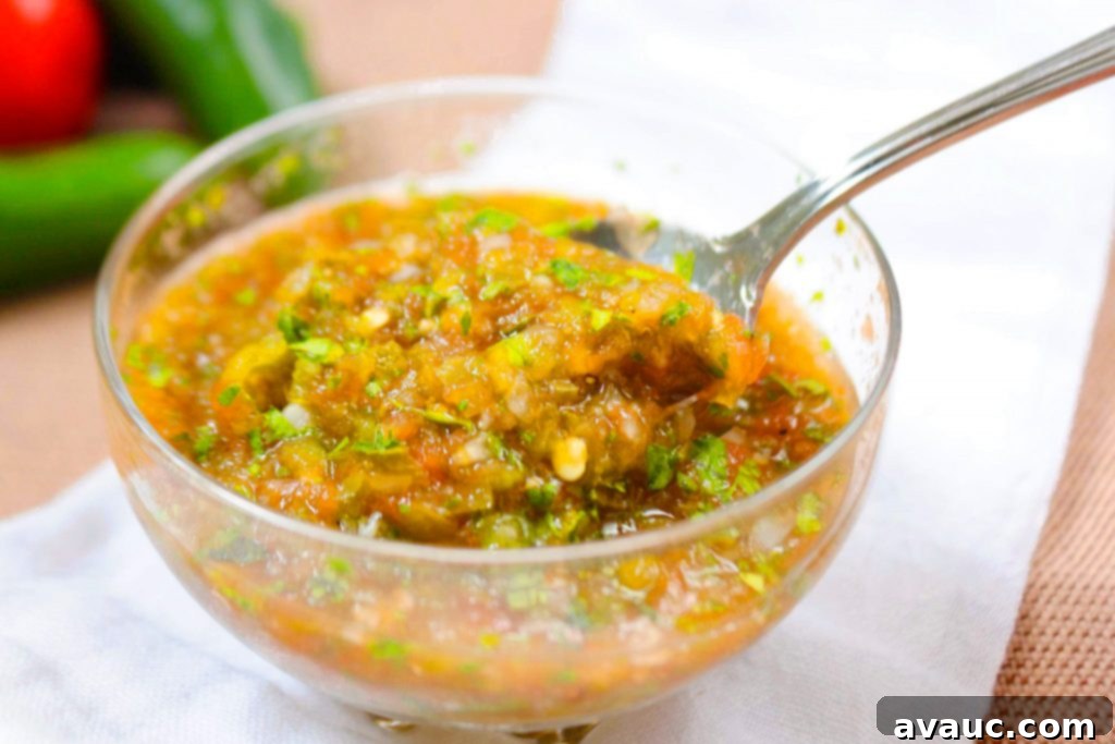 Finished chunky jalapeño salsa in a bowl. #easysalsa #mexicansalsa #jalapenosalsa