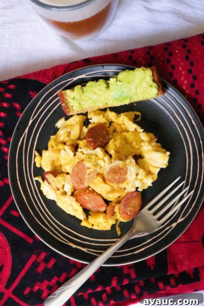 Huevos con Salchicha #huevosconsalchicha #breakfast #eggscramble