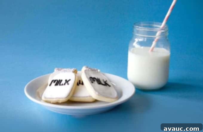 Adorable Sugar Cookies Decorated like Chocolate Chip Cookies | by Little Bow Sweets for Design Eat Repeat Blog