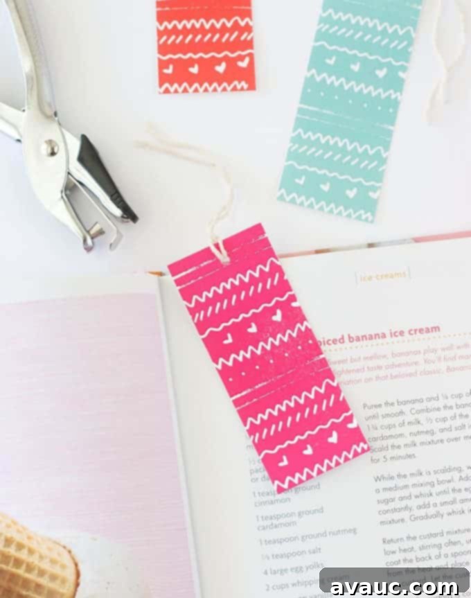 Your Free Printable Bookmark Library 5 Free Printable Bookmarks | from Design Eat Repeat - A collection of finished DIY bookmarks, perfect for gifting.