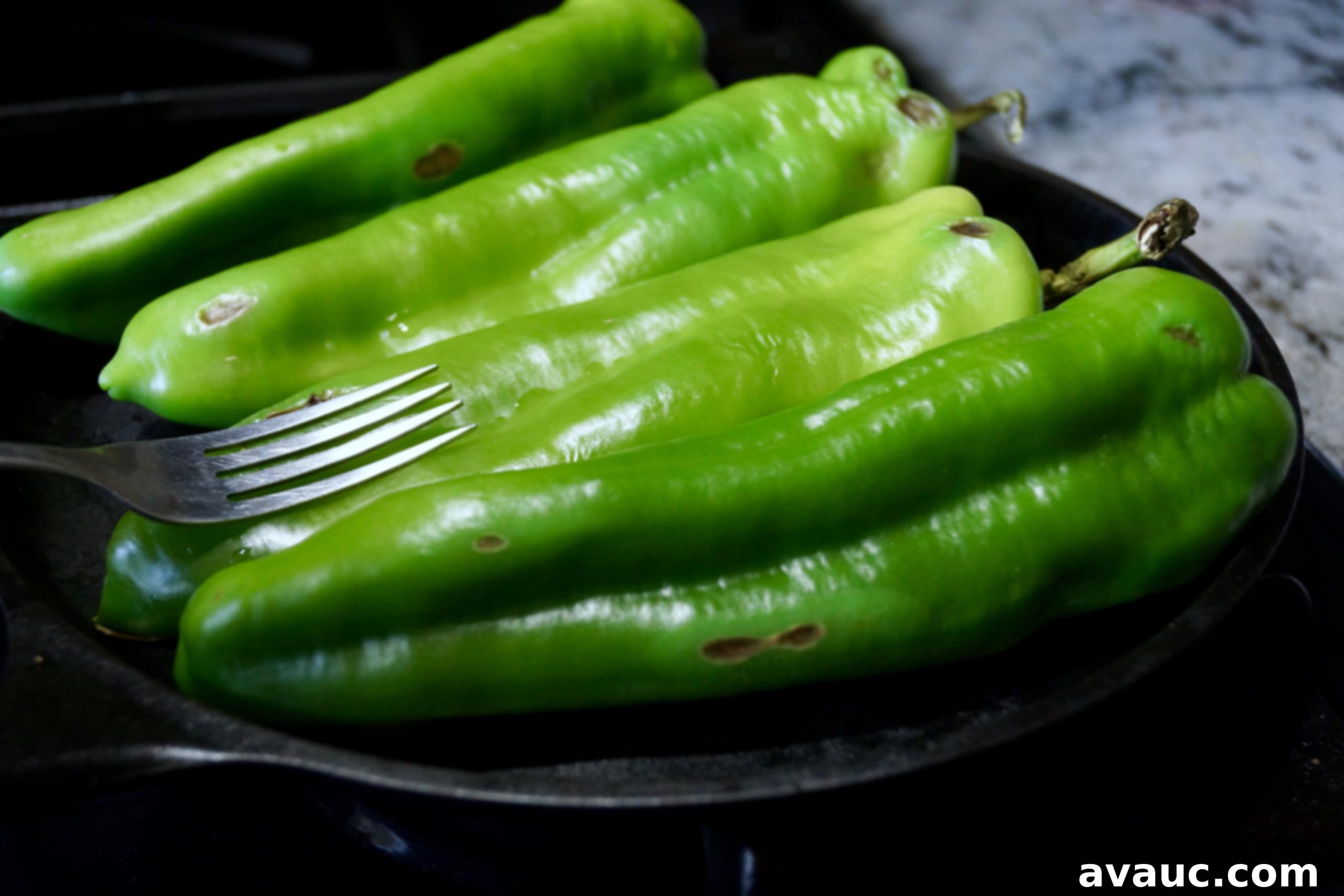 Simple ways to roast green chiles at home #roastedgreenchiles