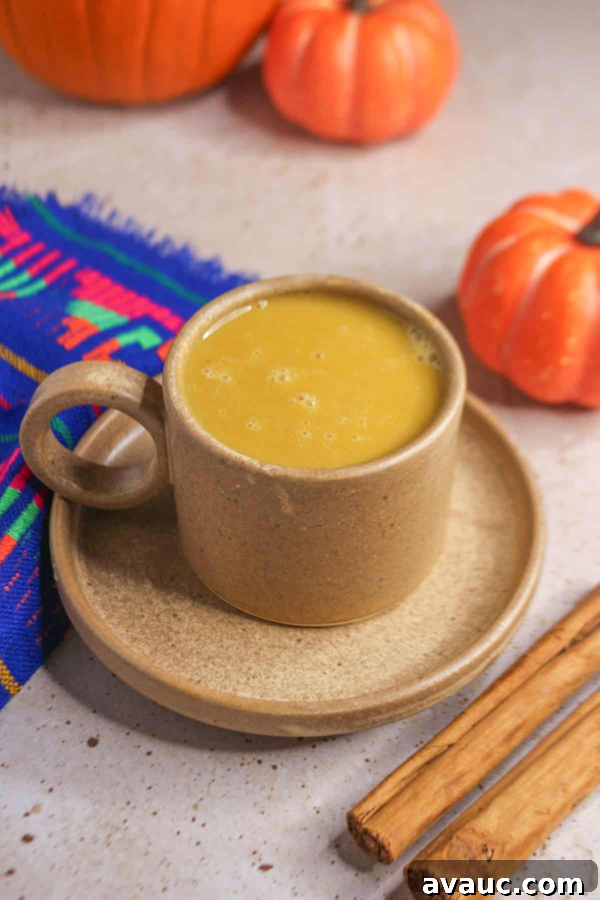 Atole de calabaza in a mug